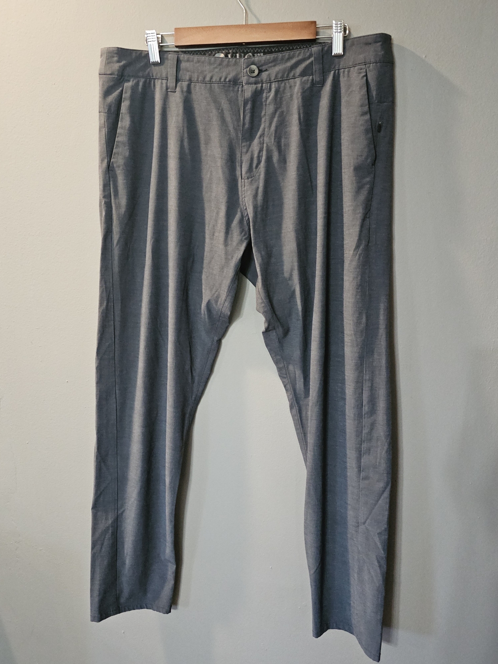 Vuori AIM Pants Charcoal Mens 36 x 32
